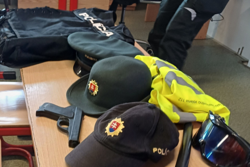 Beseda - Polícia