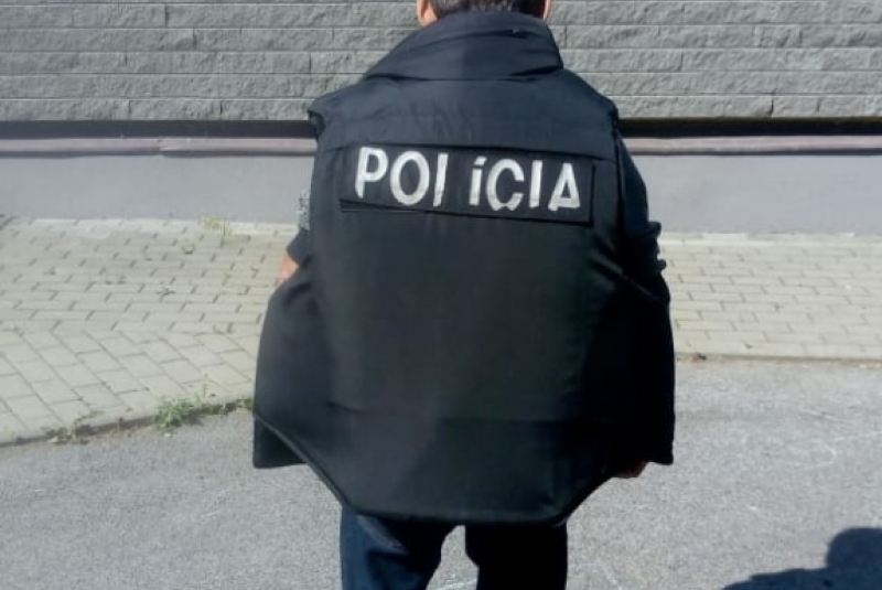 Polícia 