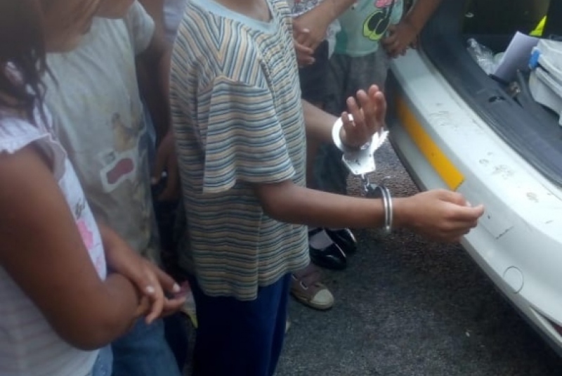 Polícia 